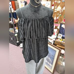 NWT Velvet Sanctuary Off Shoulder Top